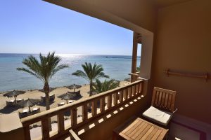 the-breakers-rooms-03-sea-view
