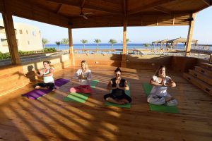 the-breakers-sports-and-wellness-05-yoga